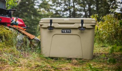 YETI Tundra 45 Cooler - Desert Tan