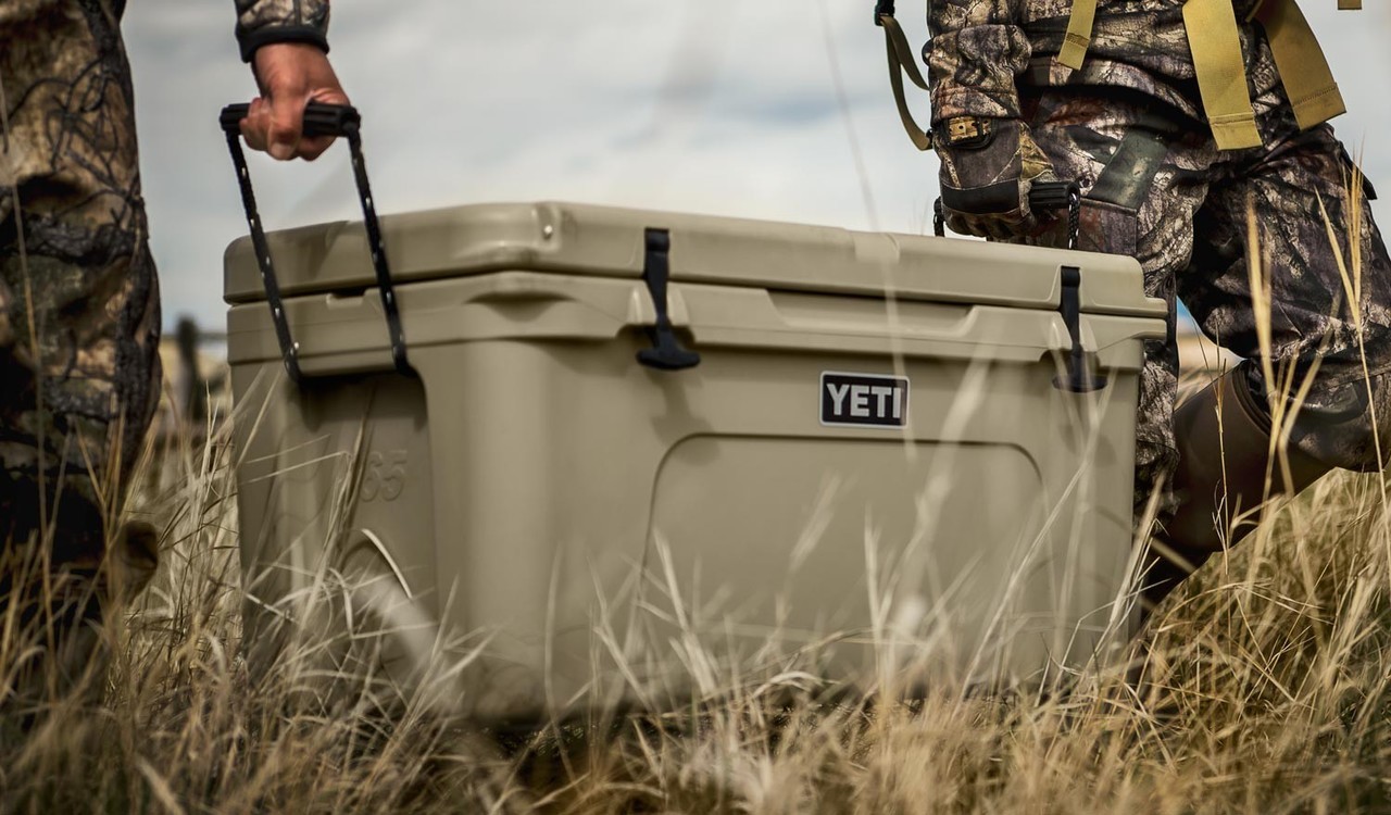 YETI Tundra 65 Tan